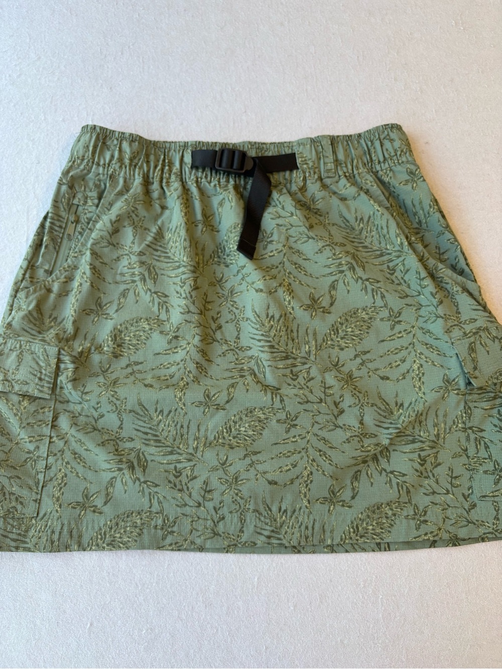 Aspen Women’s Hiking Skirt Outdoor Walking Belted Nylon Blend Utility Sz M